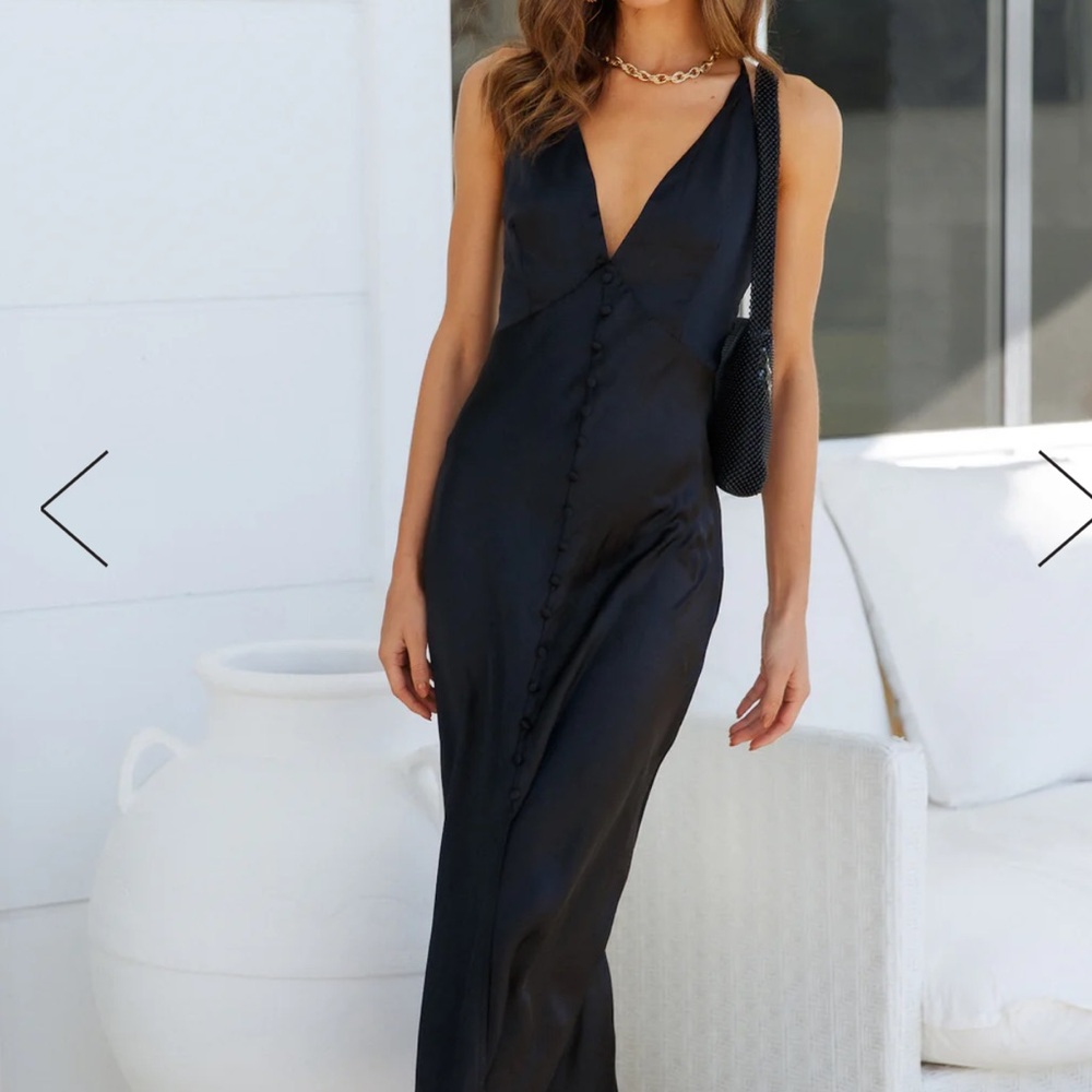 New with tags, never worn